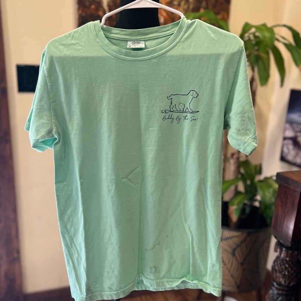Buddy by the Sea “surfing dog” t-shirt size small in used condition - Picture 2 of 6